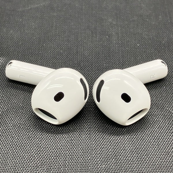 【中古】AirPods 4 MXP93J/A（アクティブノイズキャンセリング搭載）【秋葉原】
