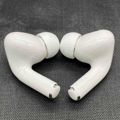 【中古】MagSafe充電ケース(USB-C)付きAirPods Pro(第2世代) MTJV3JA【秋葉原】