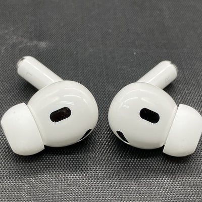 【中古】MagSafe充電ケース(USB-C)付きAirPods Pro(第2世代) MTJV3JA【秋葉原】