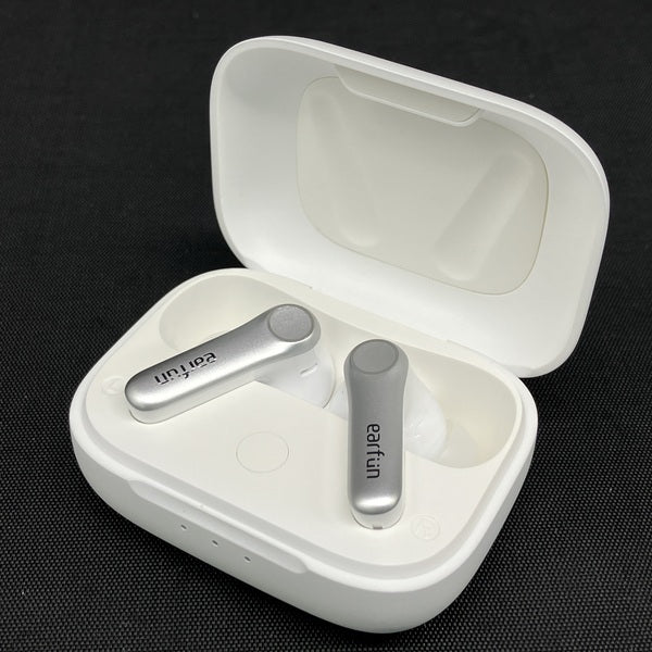 【中古】Air Pro 4 - White【名古屋】