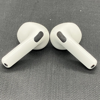 【中古】AirPods 4 MXP93J/A（アクティブノイズキャンセリング搭載）【日本橋】
