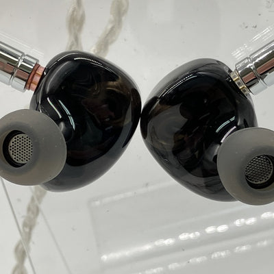 【中古】Relentless【日本橋】