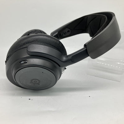 【中古】Arctis Nova Pro Wireless P(RE) PlayStation用【秋葉原】