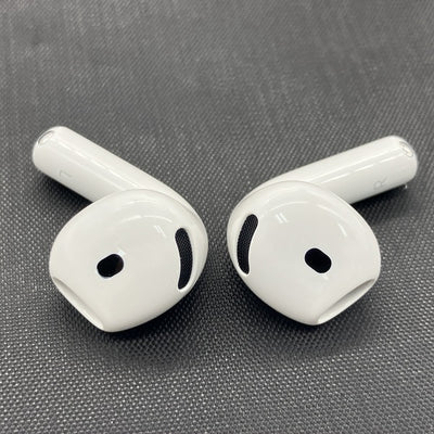 【中古】AirPods 4 MXP93J/A（アクティブノイズキャンセリング搭載）【秋葉原】