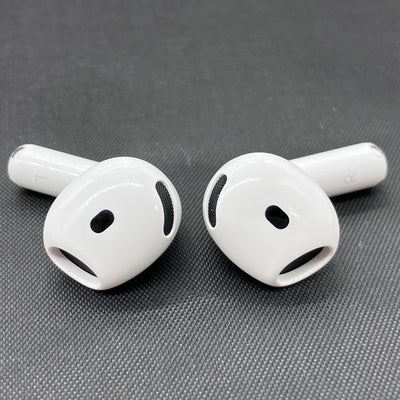 【中古】AirPods 4 MXP93J/A（アクティブノイズキャンセリング搭載）【日本橋】