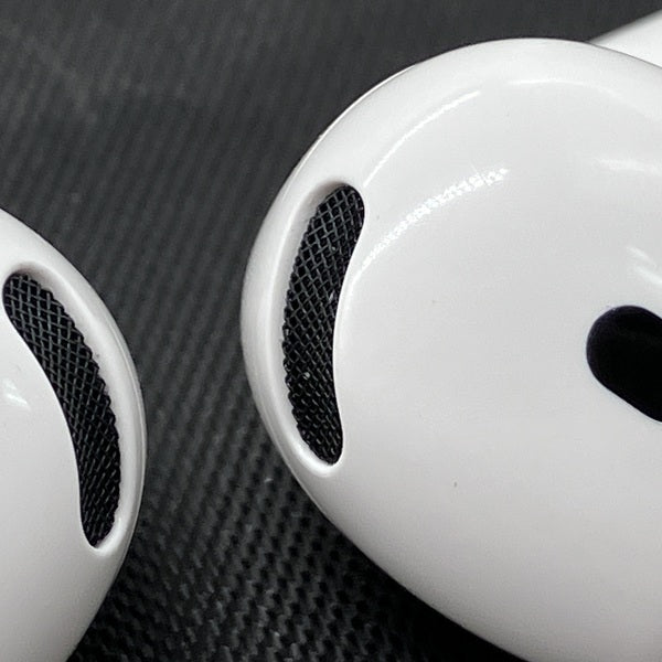 【中古】AirPods 4 MXP93J/A（アクティブノイズキャンセリング搭載）【日本橋】