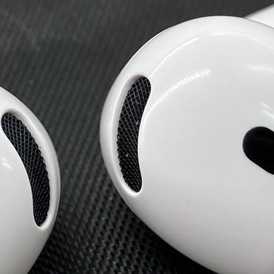 【中古】AirPods 4 MXP93J/A（アクティブノイズキャンセリング搭載）【日本橋】