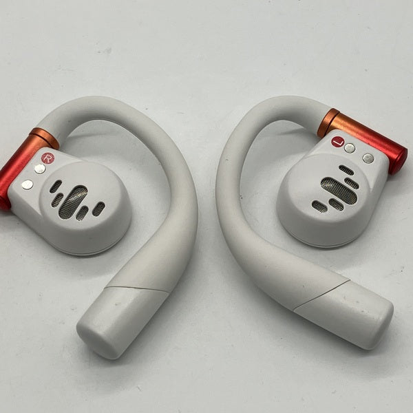 【中古】ARC3 Gaming White&Red 【CLR-ARC3G-WR】【秋葉原】