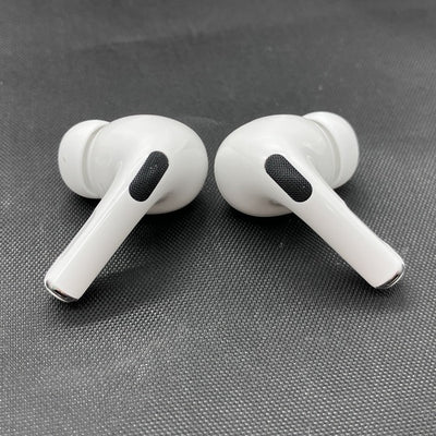 【中古】MagSafe充電ケース(USB-C)付きAirPods Pro(第2世代) MTJV3JA【日本橋】