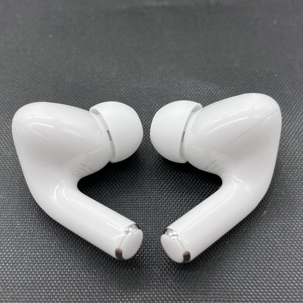【中古】MagSafe充電ケース(USB-C)付きAirPods Pro(第2世代) MTJV3JA【日本橋】