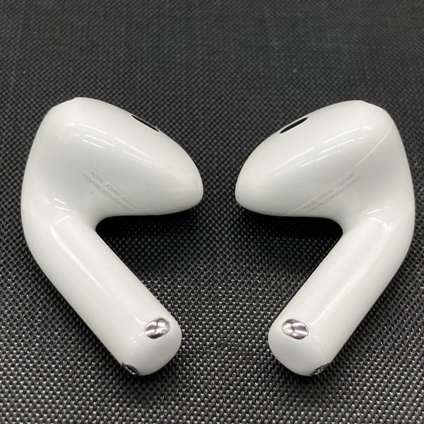 【中古】AirPods 4 MXP93J/A（アクティブノイズキャンセリング搭載）【仙台】