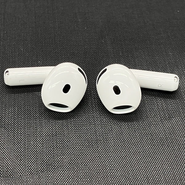 【中古】AirPods 4 MXP93J/A（アクティブノイズキャンセリング搭載）【仙台】