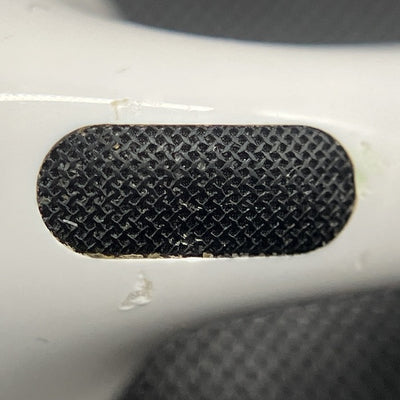 【中古】AirPods 4 (R側)【日本橋】