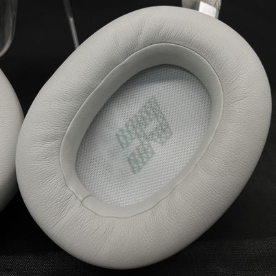 【中古】LIVE770NC ホワイト【JBLLIVE770NCWHT】【秋葉原】
