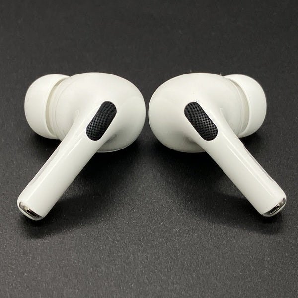 【中古】MagSafe充電ケース(USB-C)付きAirPods Pro(第2世代) MTJV3JA【秋葉原】