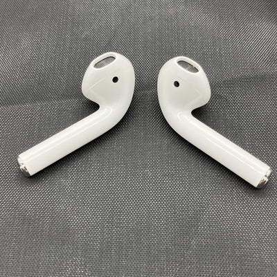 【中古】AirPods with Charging Case MV7N2J/A【秋葉原】