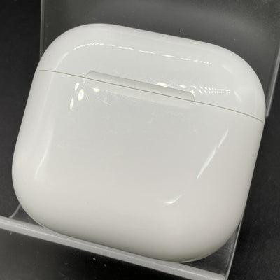 【中古】AirPods 4 MXP93J/A（アクティブノイズキャンセリング搭載）【秋葉原】