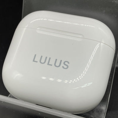 【中古】AirPods 4 MXP93J/A（アクティブノイズキャンセリング搭載）【秋葉原】