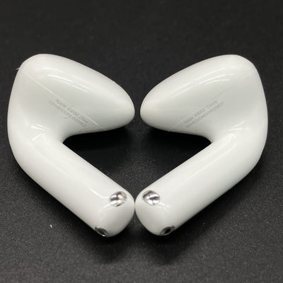 【中古】AirPods 4 MXP93J/A（アクティブノイズキャンセリング搭載）【秋葉原】