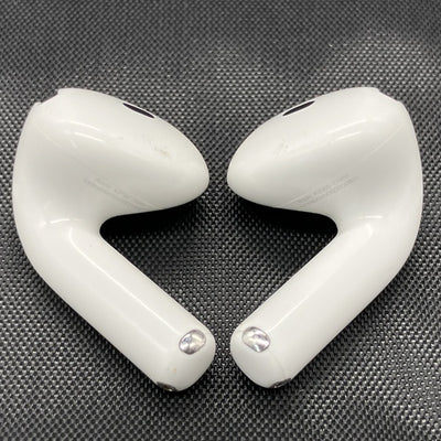 【中古】AirPods 4 MXP93J/A（アクティブノイズキャンセリング搭載）【日本橋】