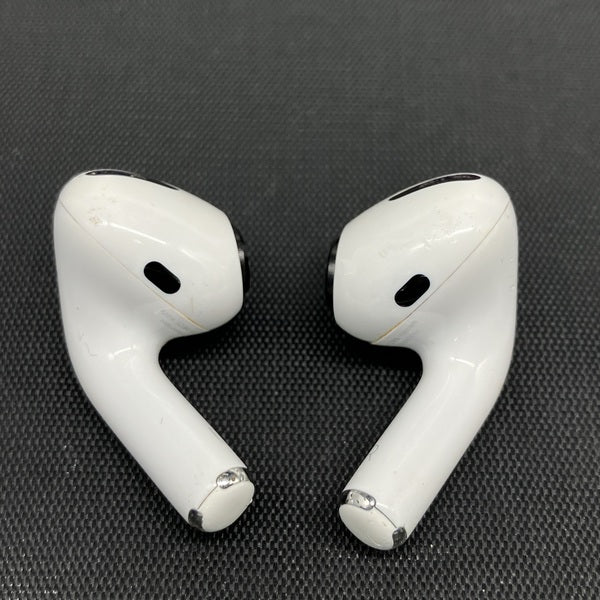 【中古】Apple AirPods Pro MLWK3J/A  (2021/Magsafe)【秋葉原】