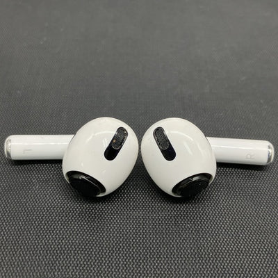 【中古】Apple AirPods Pro MLWK3J/A  (2021/Magsafe)【秋葉原】