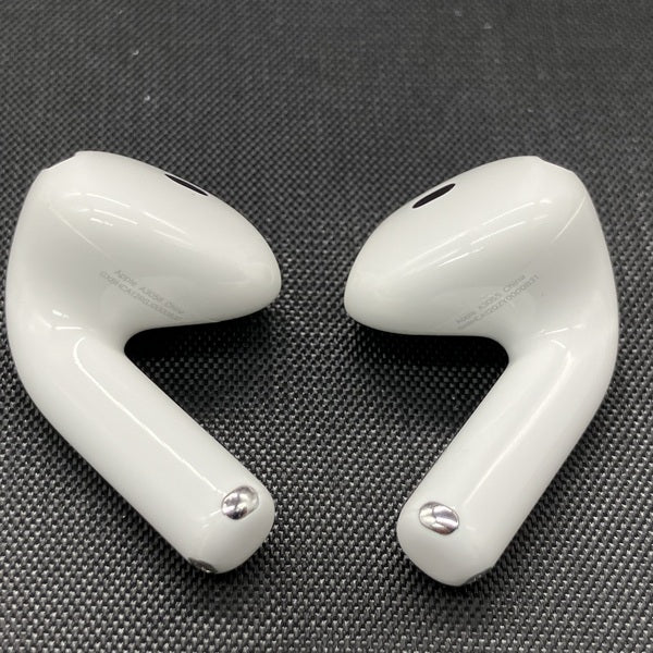 【中古】AirPods 4 MXP93J/A（アクティブノイズキャンセリング搭載）【日本橋】