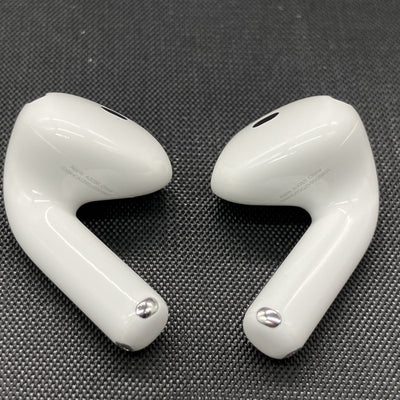 【中古】AirPods 4 MXP93J/A（アクティブノイズキャンセリング搭載）【日本橋】