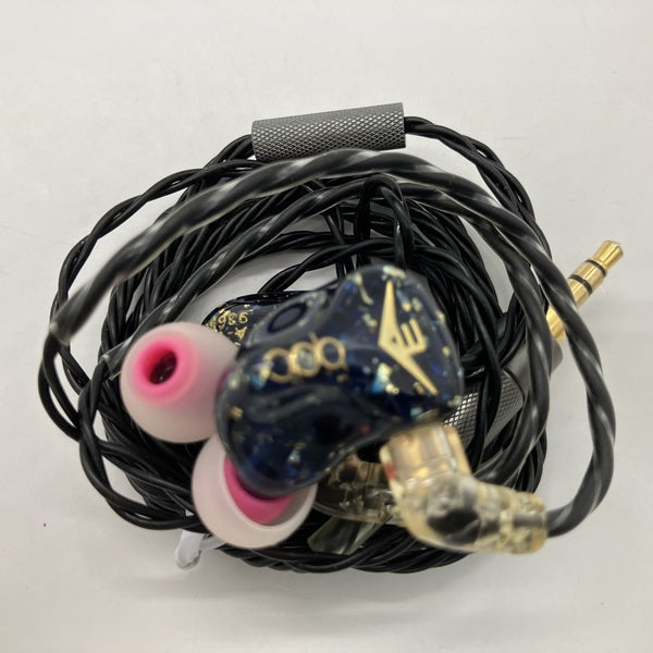 【中古】Anole V3-S (ユニバーサルシェル)【秋葉原】