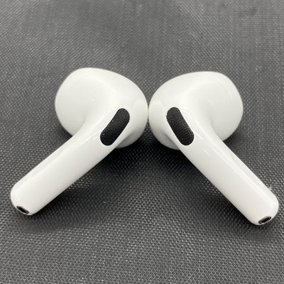 【中古】AirPods 4 MXP63J/A【秋葉原】
