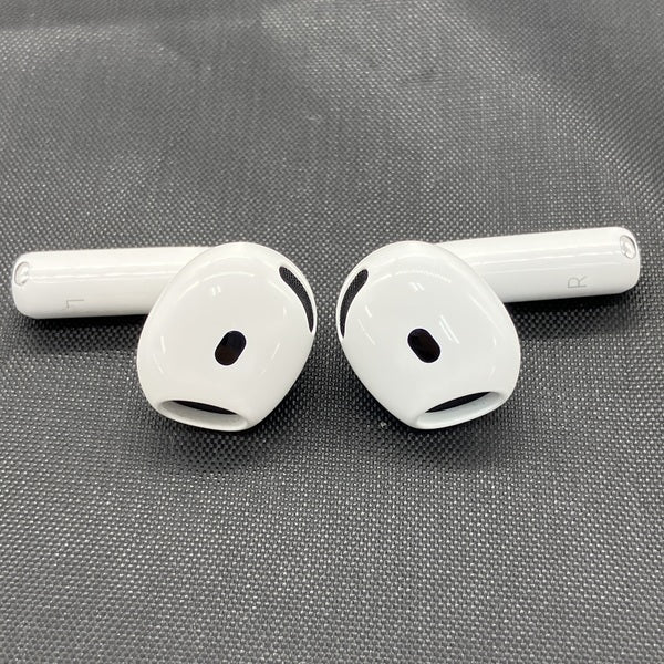 【中古】AirPods 4 MXP63J/A【秋葉原】