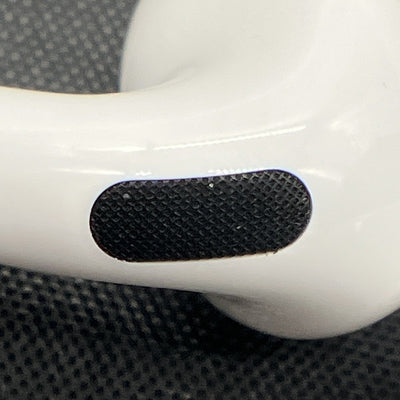 【中古】AirPods 4 MXP63J/A【秋葉原】