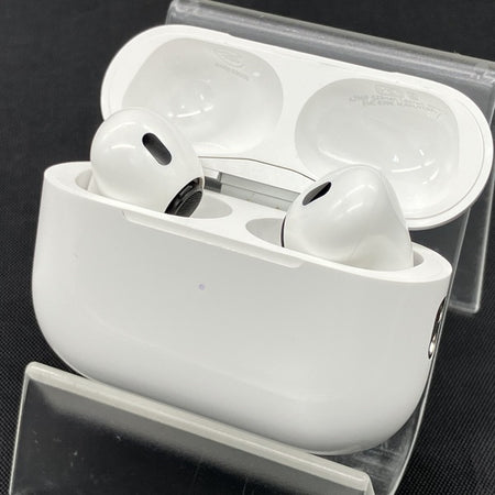 Apple 【中古】MagSafe充電ケース(USB-C)付きAirPods Pro(第2世代