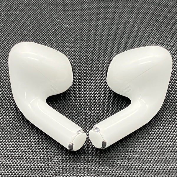【中古】MagSafe充電ケース(USB-C)付きAirPods Pro(第2世代) MTJV3JA【日本橋】