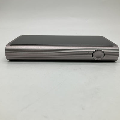 【中古】M7 チタニウム【秋葉原】