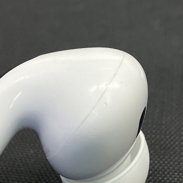 【中古】MagSafe充電ケース(USB-C)付きAirPods Pro(第2世代) MTJV3JA【名古屋】