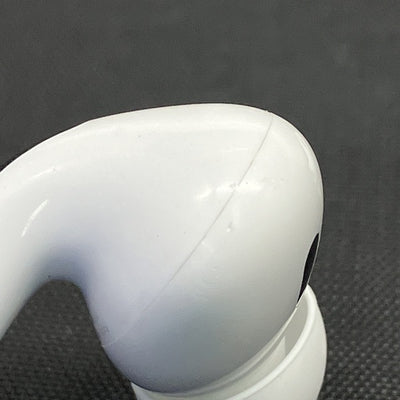 【中古】MagSafe充電ケース(USB-C)付きAirPods Pro(第2世代) MTJV3JA【名古屋】