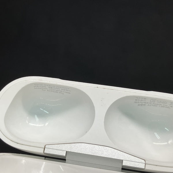 【中古】AirPods Pro 充電ケース(MagSafe)（海外モデル）【秋葉原】