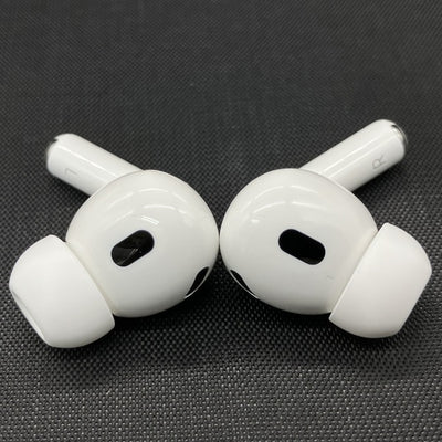 【中古】MagSafe充電ケース(USB-C)付きAirPods Pro(第2世代) MTJV3JA【秋葉原】