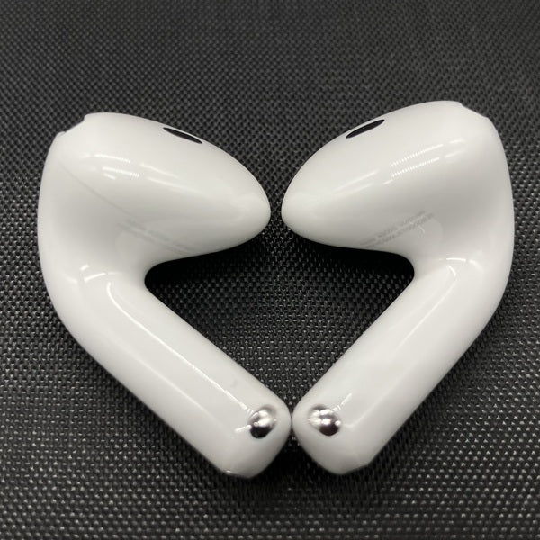 【中古】AirPods 4 MXP93J/A（アクティブノイズキャンセリング搭載）【秋葉原】