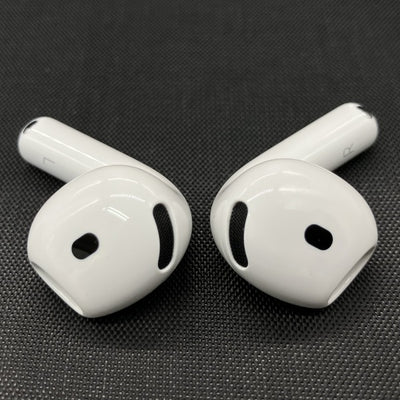【中古】AirPods 4 MXP93J/A（アクティブノイズキャンセリング搭載）【秋葉原】