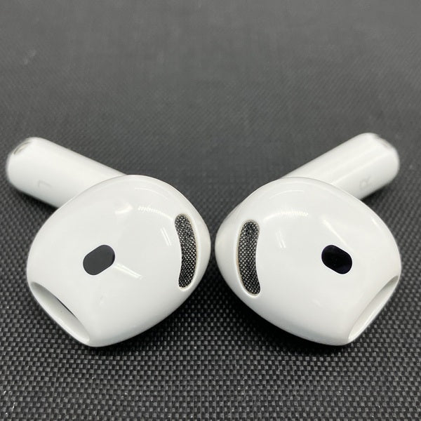 【中古】AirPods 4 MXP93J/A（アクティブノイズキャンセリング搭載）【秋葉原】