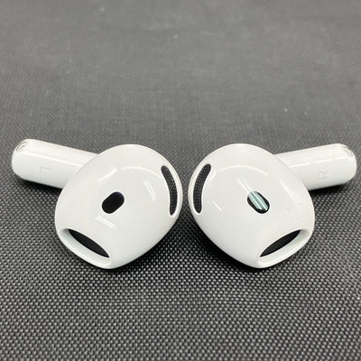 【中古】AirPods 4 MXP93J/A（アクティブノイズキャンセリング搭載）【秋葉原】