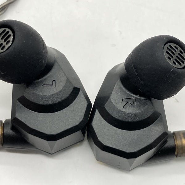 Campfire Audio andromeda 中古 美品 Campfire Audio andromeda 中古 美品