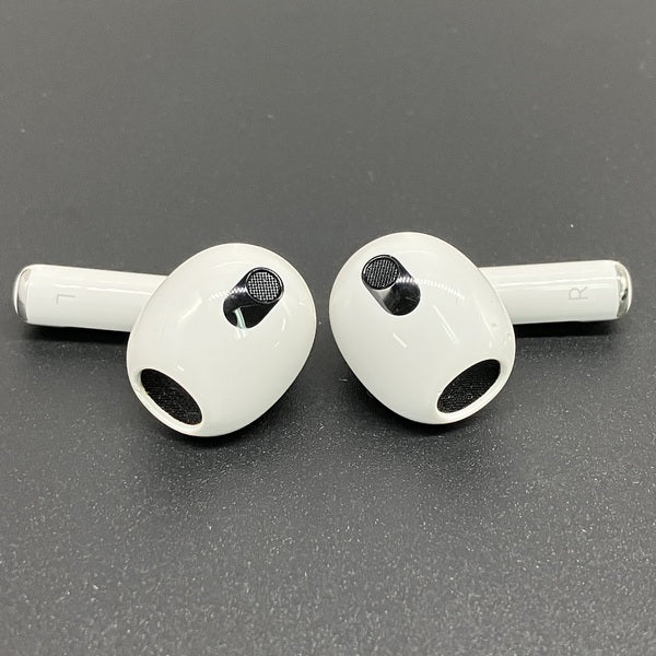 Apple 【中古】Airpods MPNY3J/A 3rd Generation Lightning充電