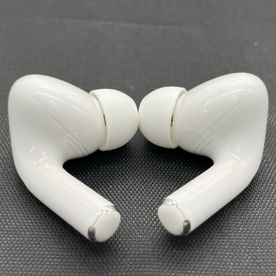 【中古】MagSafe充電ケース(USB-C)付きAirPods Pro(第2世代) MTJV3JA【名古屋】
