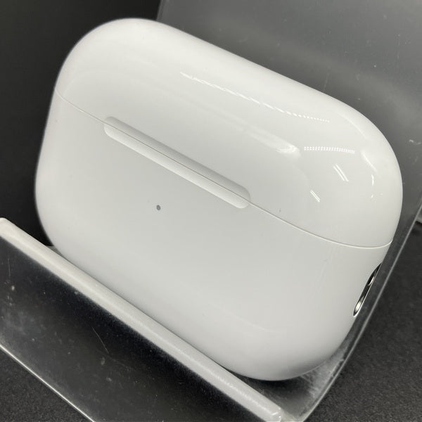 【中古】MagSafe充電ケース(USB-C)付きAirPods Pro(第2世代) MTJV3JA【秋葉原】