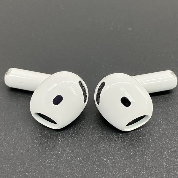 【中古】AirPods 4 MXP93J/A（アクティブノイズキャンセリング搭載）【秋葉原】