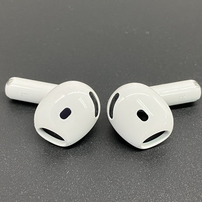 【中古】AirPods 4 MXP93J/A（アクティブノイズキャンセリング搭載）【秋葉原】