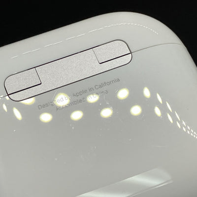 【中古】AirPods 4 MXP93J/A（アクティブノイズキャンセリング搭載）【秋葉原】